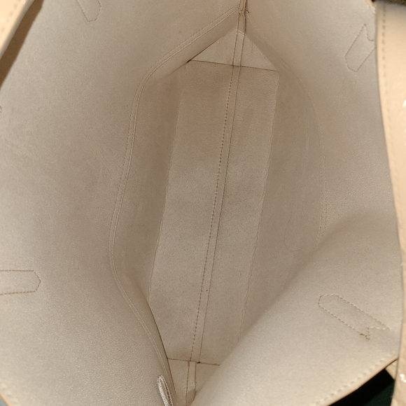 DKNY Tote - Picture 4 of 7